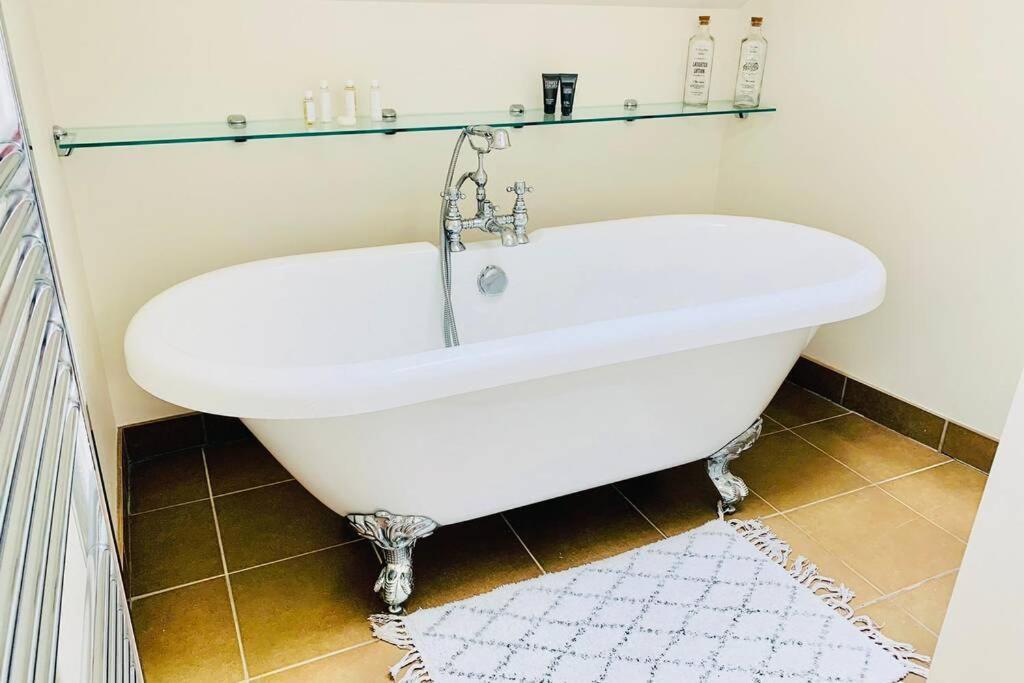 Boutique Townhouse Uphill Lincoln Villa Ngoại thất bức ảnh